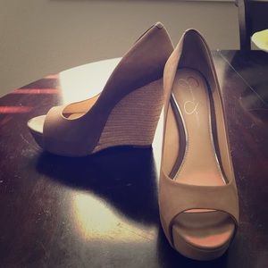 Jessica Simpson Wedges!